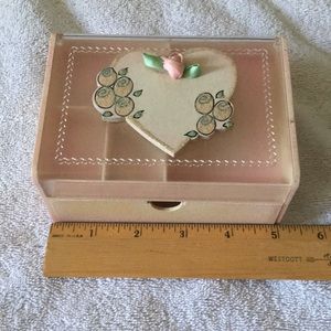 Vintage Heart Jewelry Box